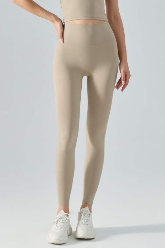 
            
                Load image into Gallery viewer, Wide Waistband Active Leggings
            
        